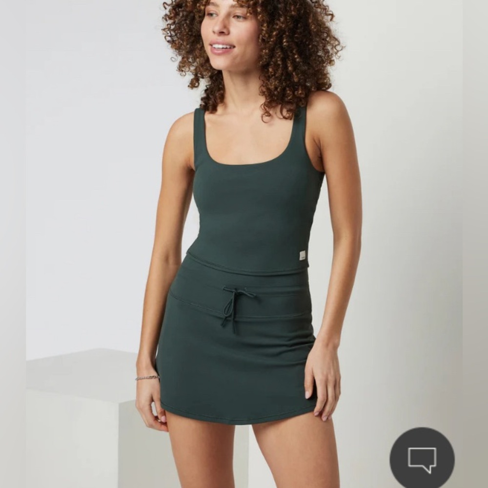 Vuori Daily Crop Tank